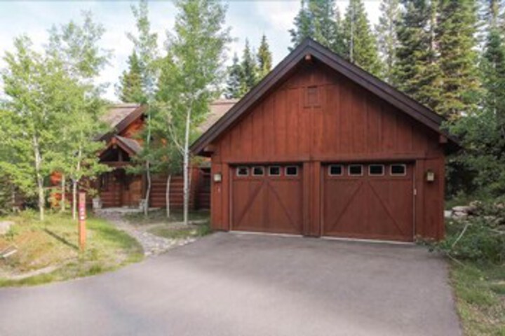Discovery Chalet 164 - Three Bedroom Chalet