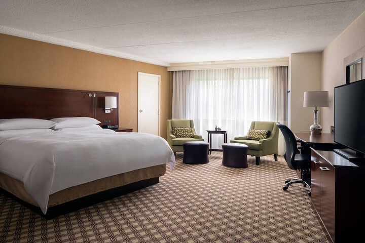 Room 15 of 80