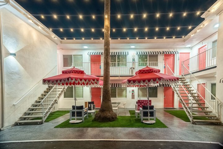 Hotel Exterior 67 of 76