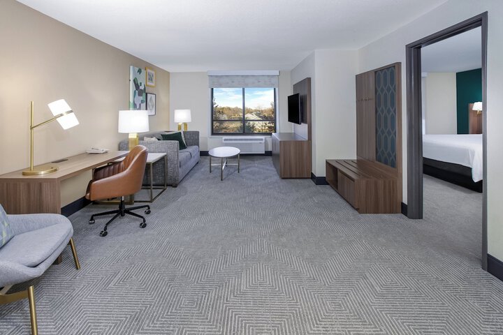Holiday Inn Quincy East by IHG