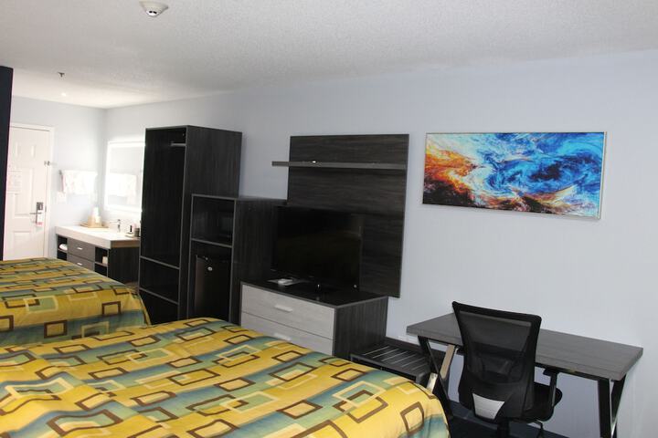 Room 13 of 31