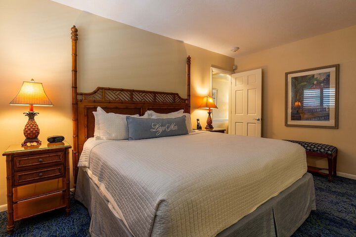 Room 106 of 164