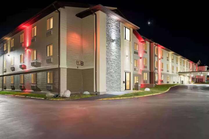 Hotel 3 of 42