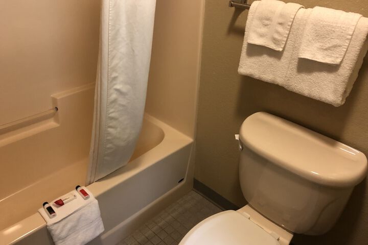 Room 49 of 76