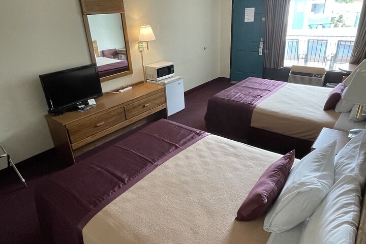 Room 35 of 55