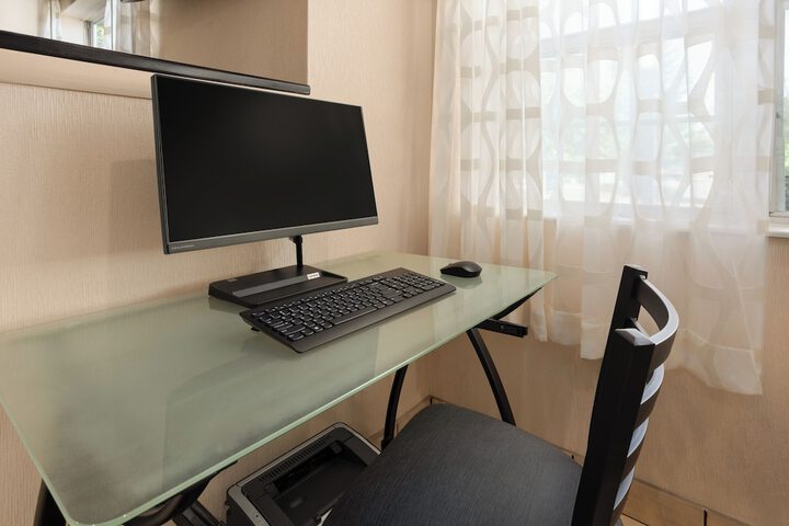 Business Center 52 of 53