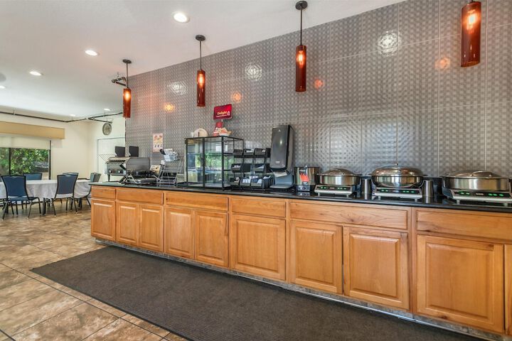 Best Western Plus Sonora Oaks Hotel & Conference Center