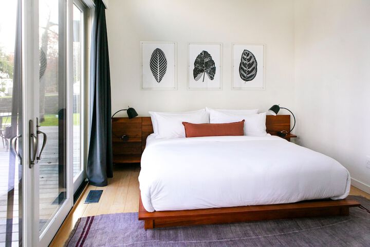 Woodstock Way Hotel