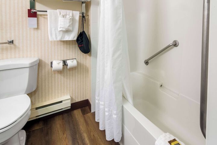 Best Western Plus Osoyoos Hotel & Suites