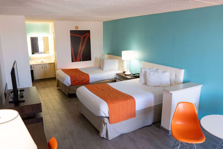 Room 14 of 26