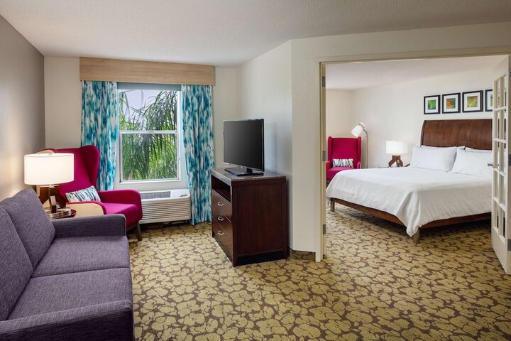 Room 10 of 35