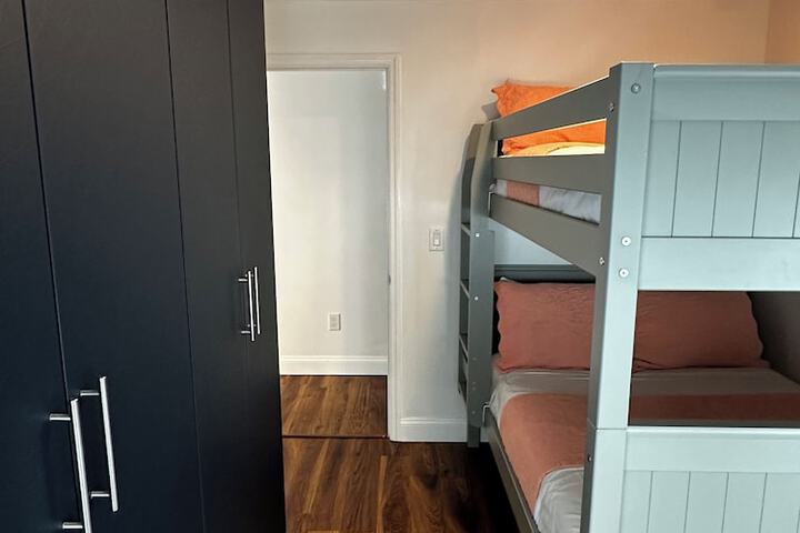 Room 53 of 57