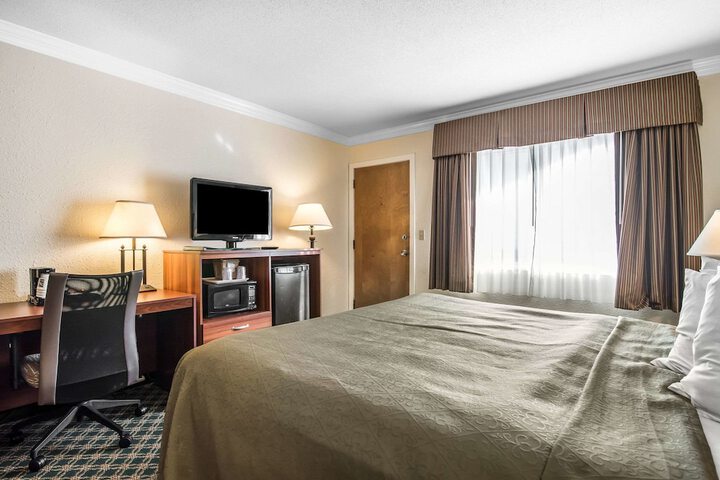 Room 14 of 29