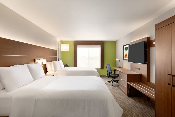 Room 25 of 53