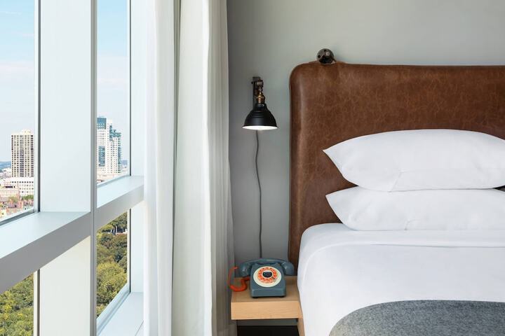 Room 26 of 63
