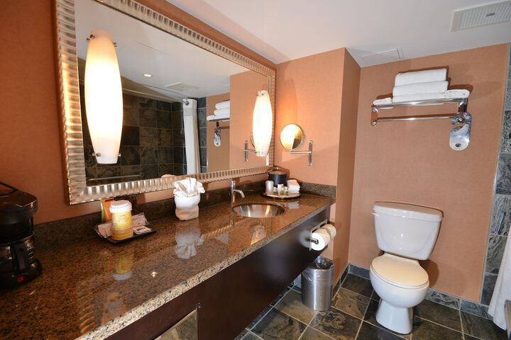 Room 15 of 22