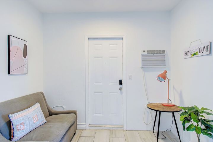 Room 43 of 58