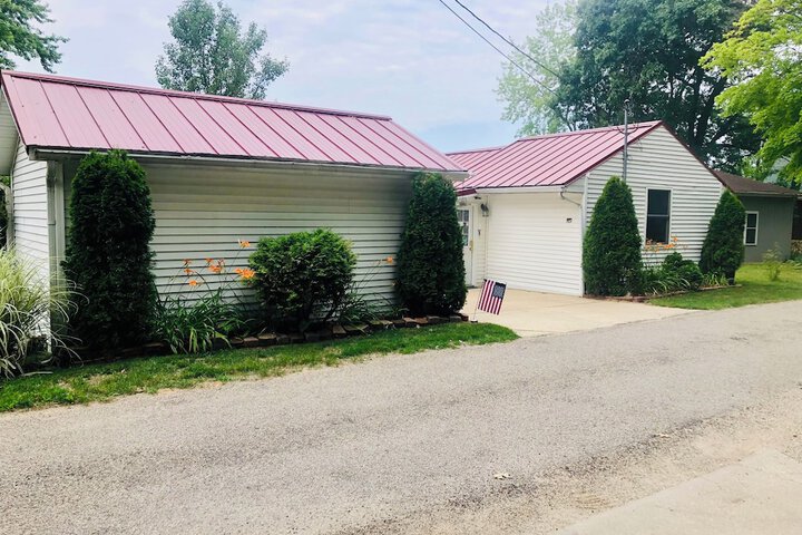 The Wellington Cottage