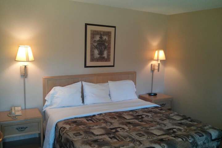 Room 22 of 29