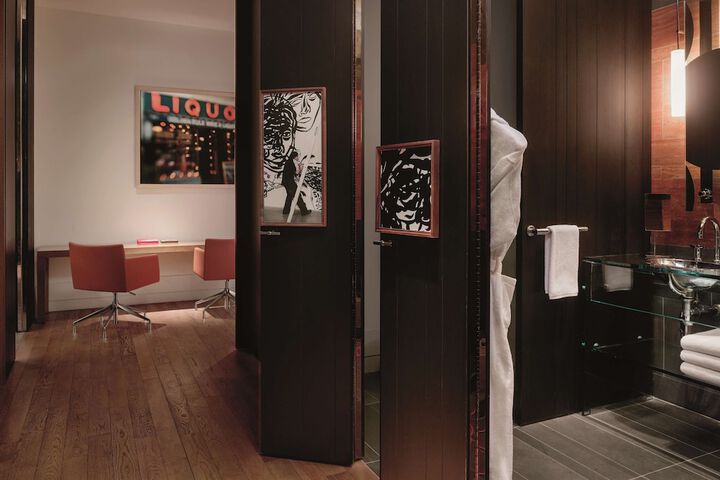 Room 45 of 64