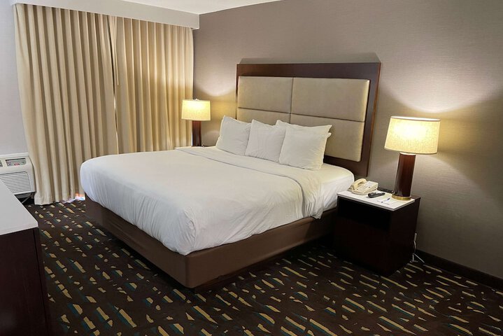 Room 12 of 29