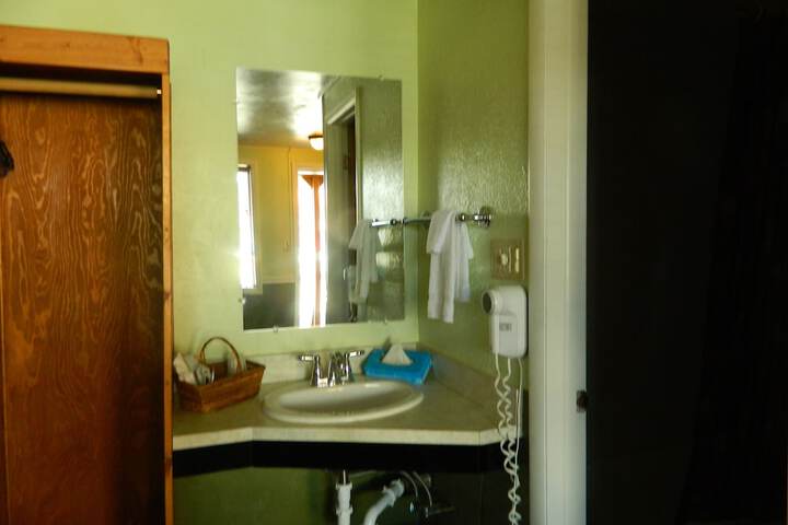 Room 56 of 89