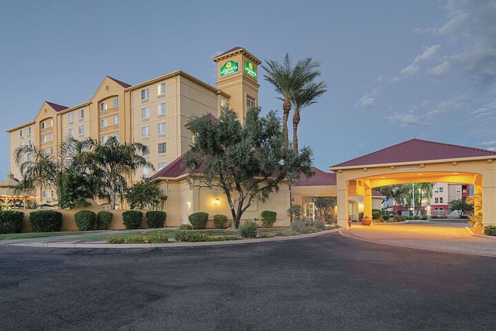 Hotel 3 of 48
