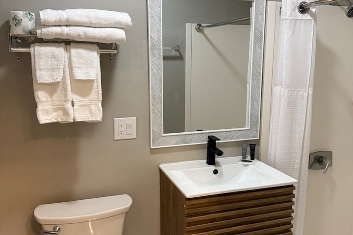 Carolina Pine Inn