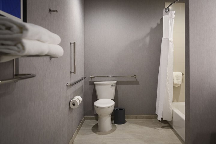 Hyatt Place Indianapolis / Fishers