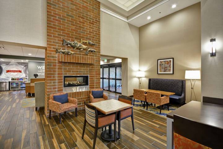 Hotel Interior 11 of 43