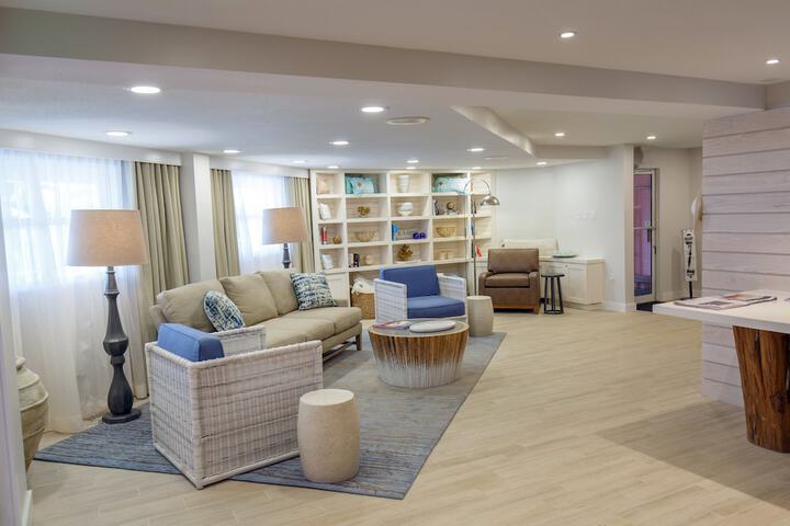 Beach House Suites by the Don CeSar