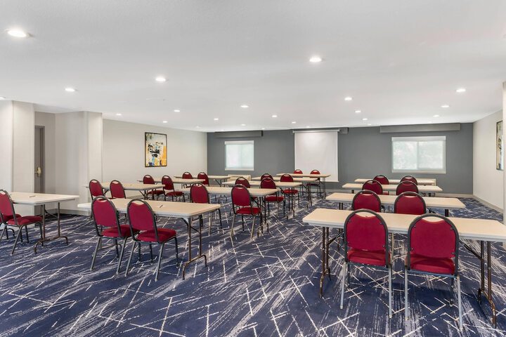 Comfort Inn Fontana