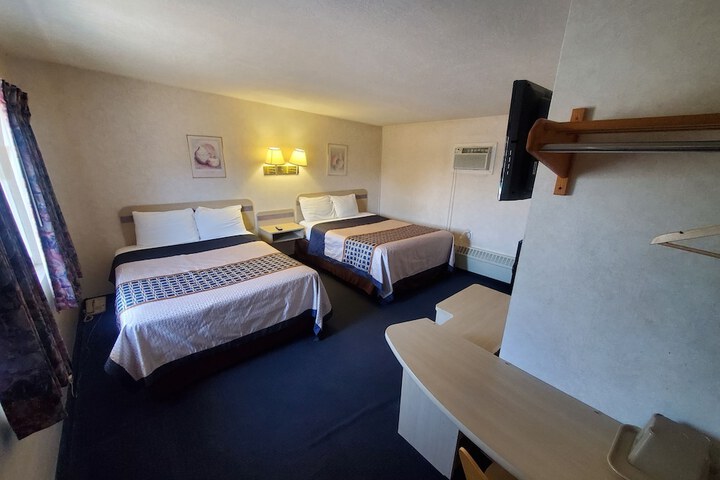 Room 13 of 29