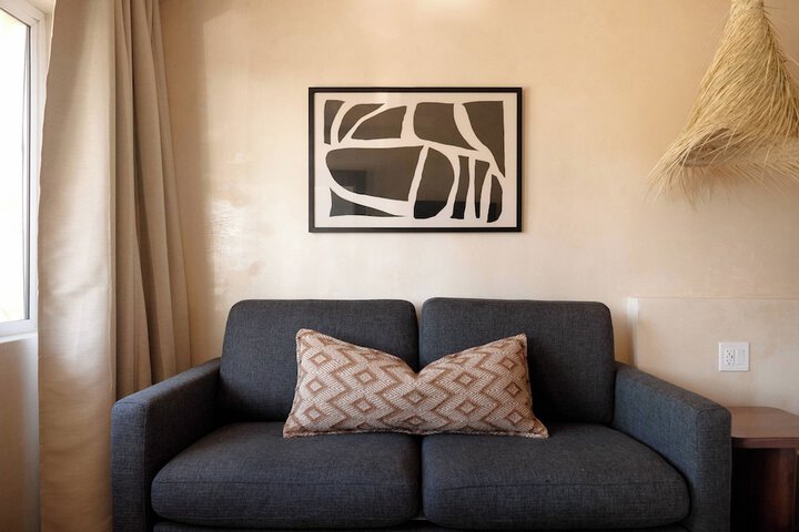 Room 43 of 155