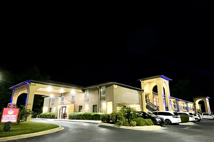 Hotel 3 of 17
