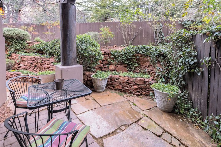 Terrace/Patio 105 of 111