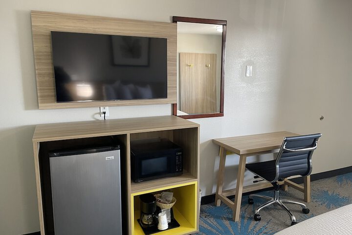 Room 43 of 50