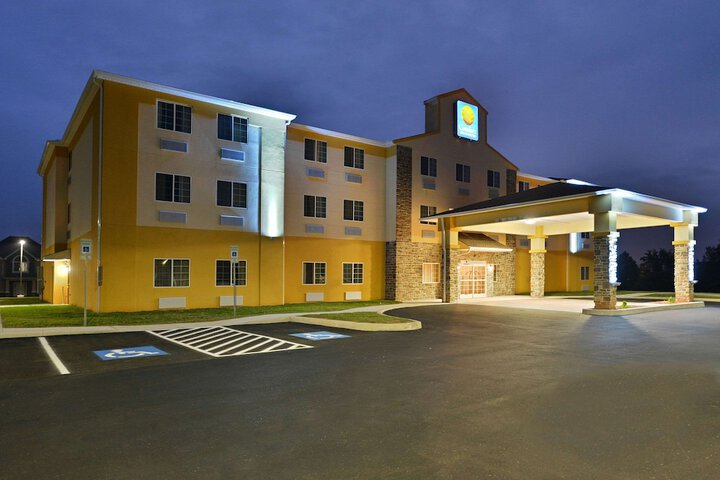 Hotel 3 of 28
