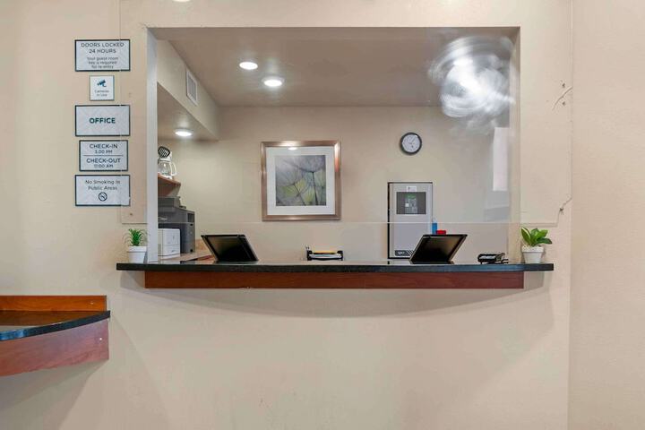 Extended Stay America Select Suites - Grand Rapids - Wyoming