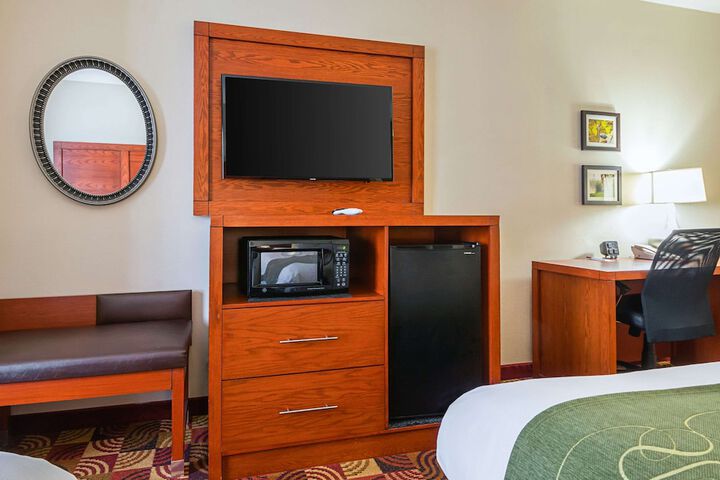 Room 25 of 36