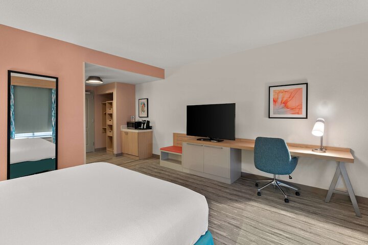 Room 22 of 57