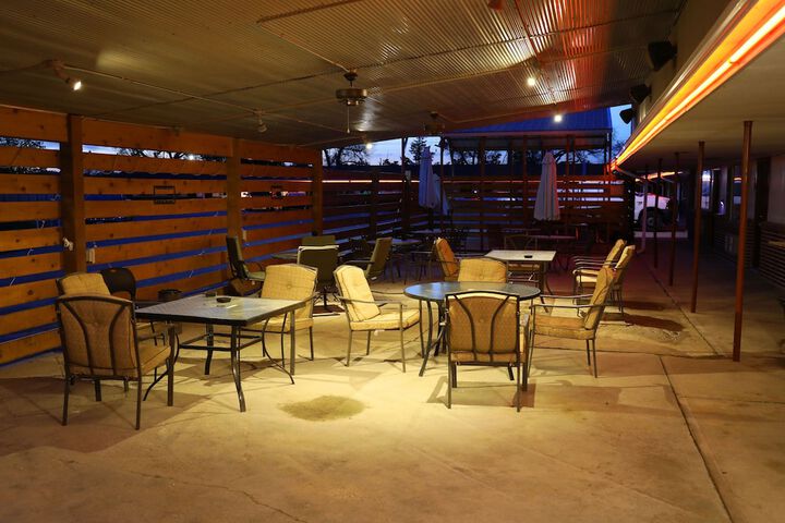 Raine Motel