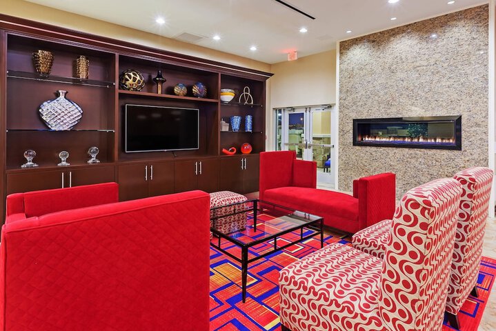 Clarion Hotel The Colony - Plano West