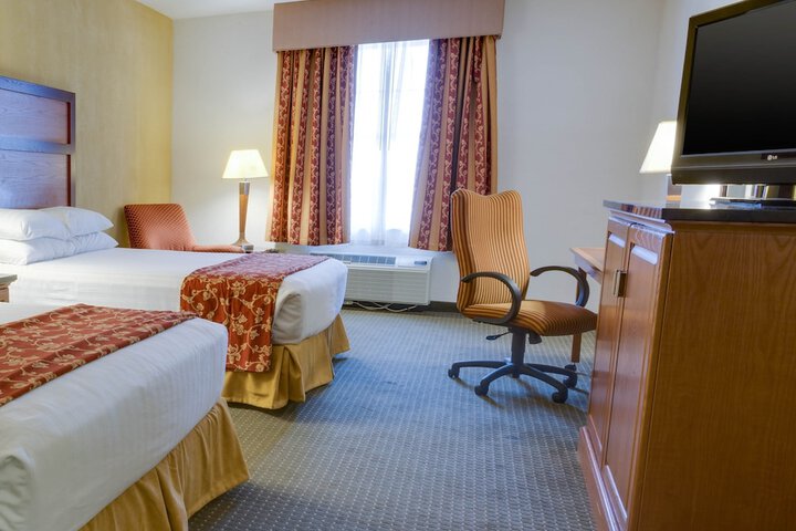 Room 48 of 92