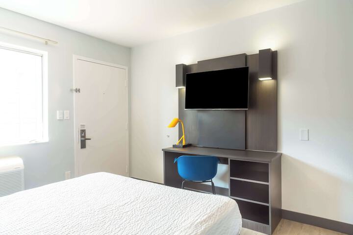 Room 20 of 36