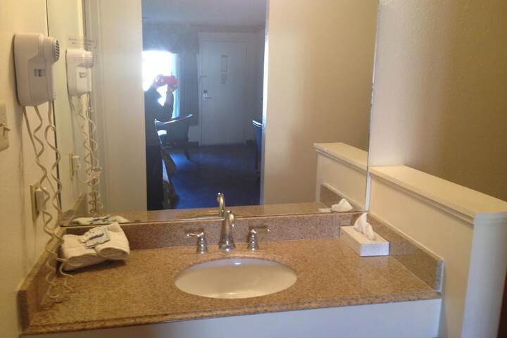 Room 5 of 14