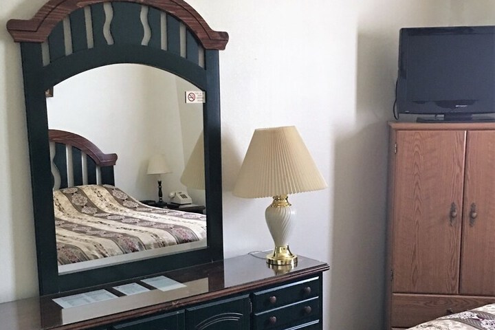 Hunters Lodge Motel