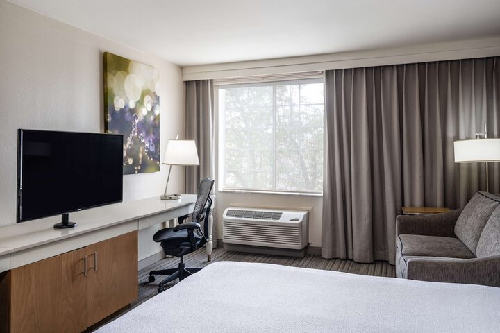 Room 16 of 43