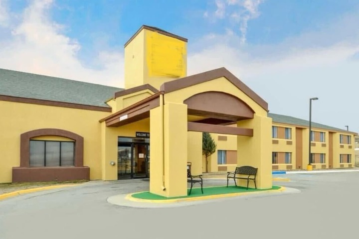 Hotel 2 of 20
