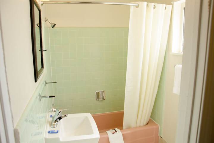 Room 40 of 50